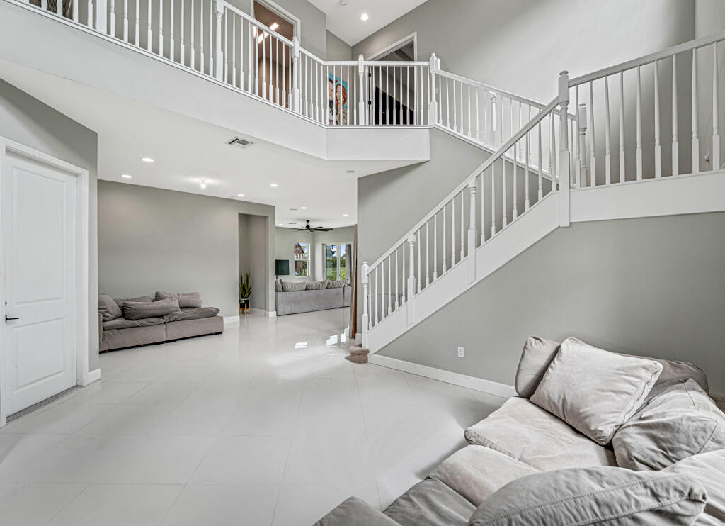 5482 Macoon Way