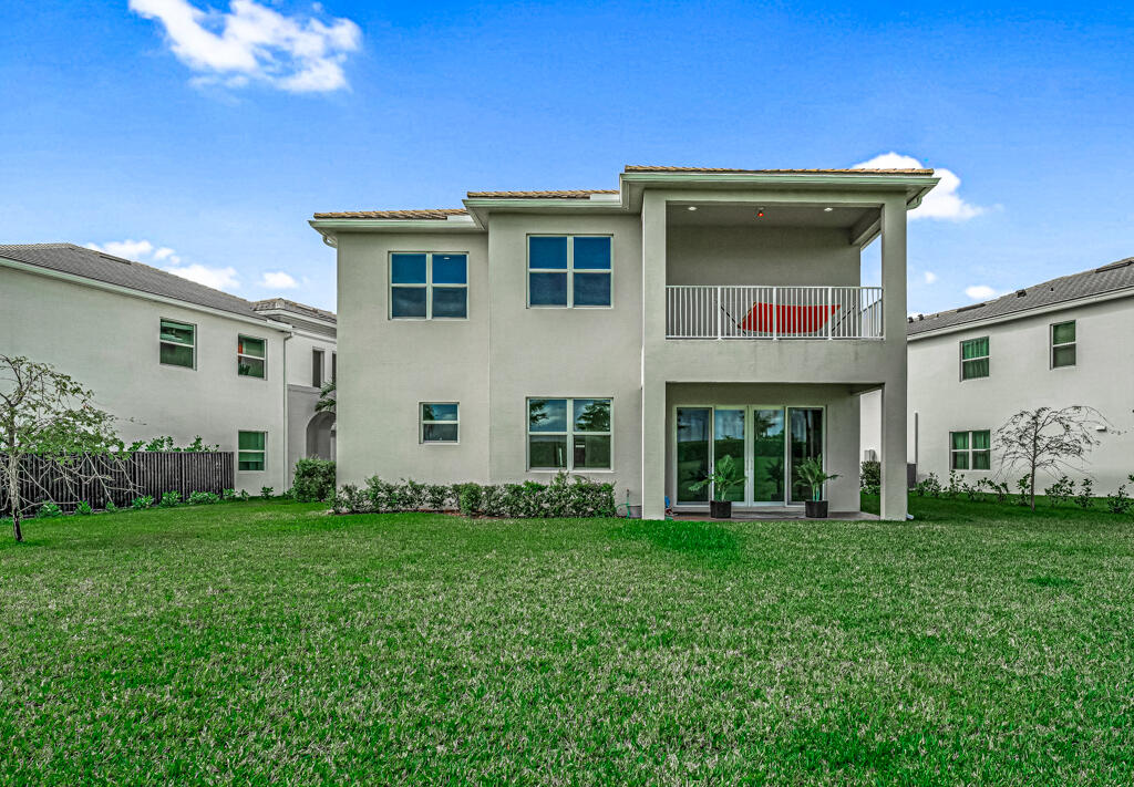 5482 Macoon Way
