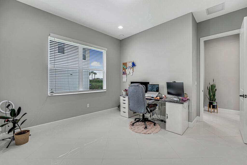 5482 Macoon Way