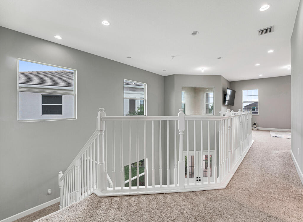 5482 Macoon Way