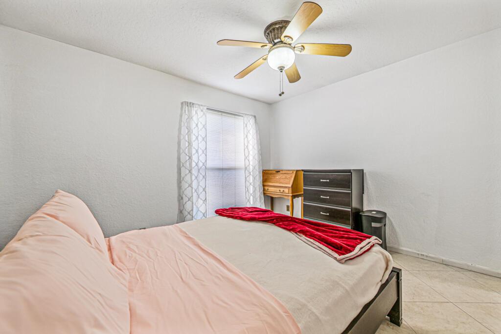 1242 Wyndcliff Drive