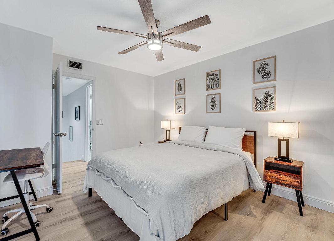 2439 24th Way, West Palm Beach