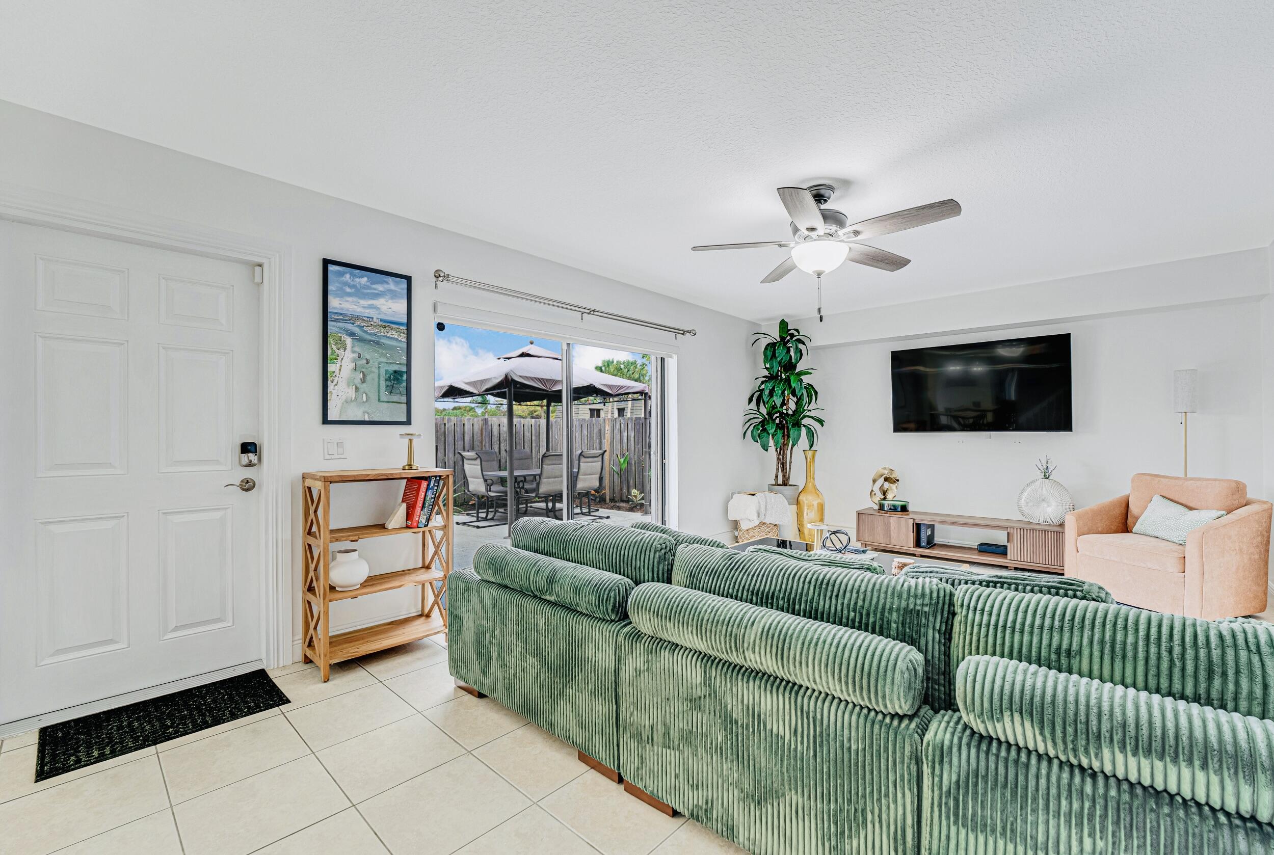 2439 24th Way, West Palm Beach