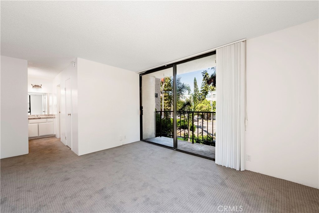 1750 E Ocean Boulevard 201