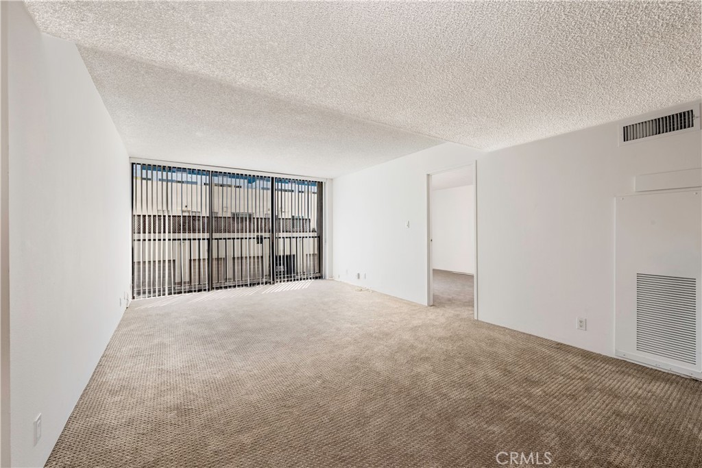 1750 E Ocean Boulevard 201