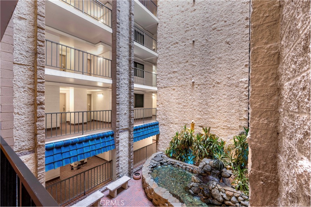 1750 E Ocean 201
