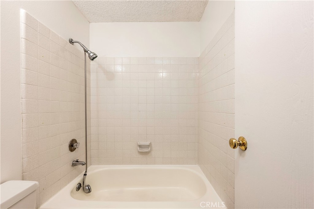 1750 E Ocean 201