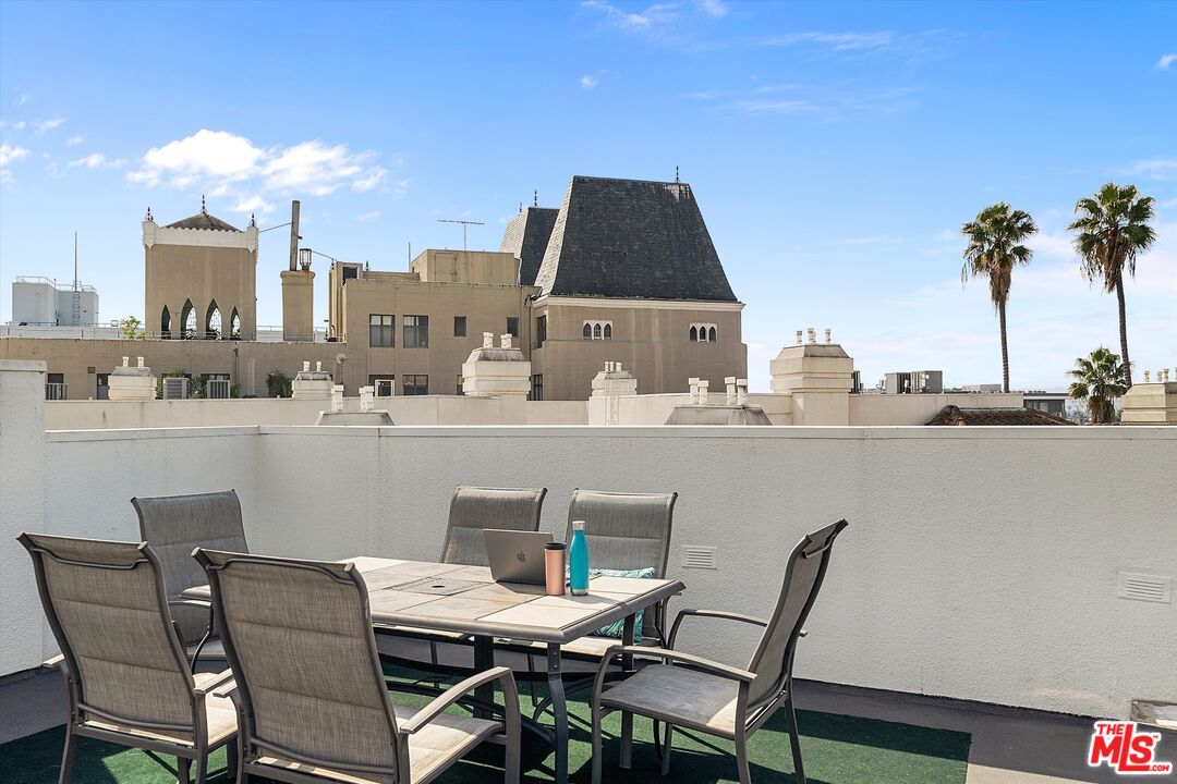 620 S Gramercy Pl Unit: 131