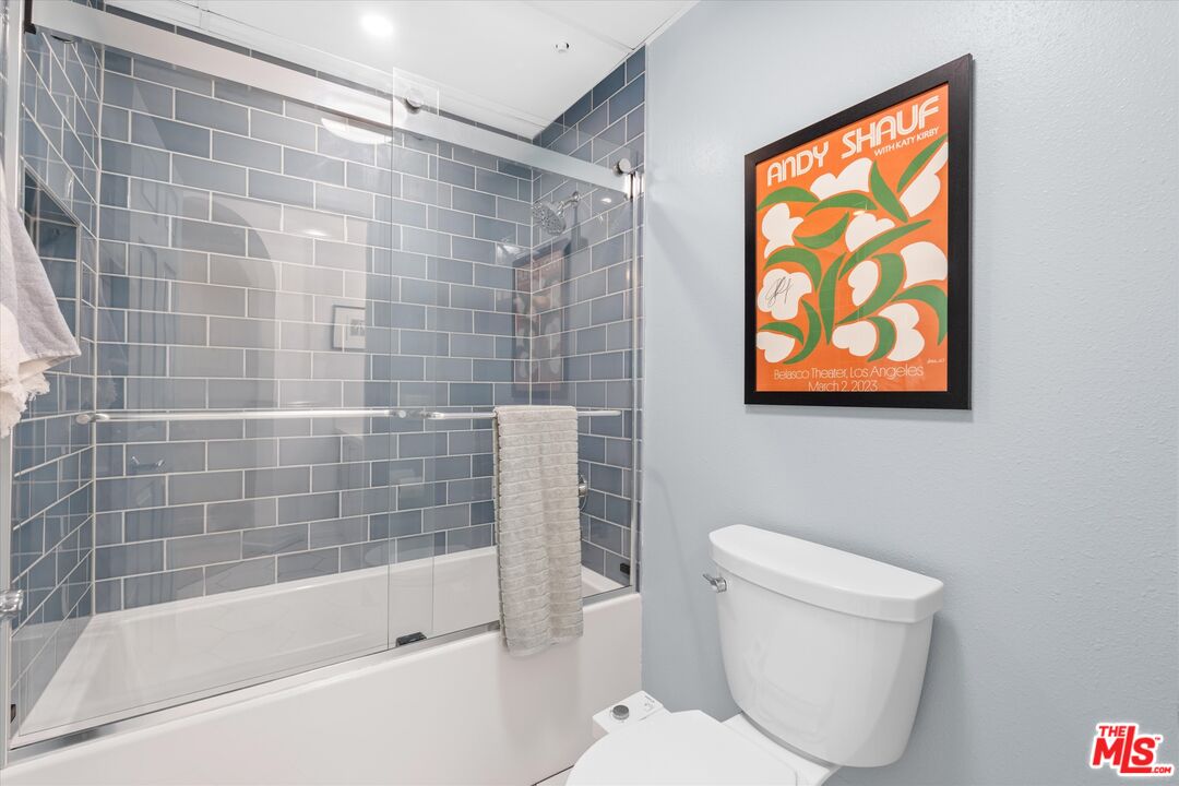 620 S Gramercy Pl Unit: 239