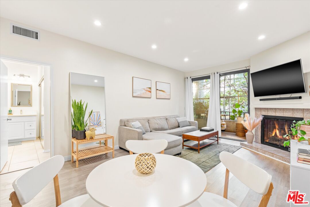 8707 Falmouth Ave Unit: 110