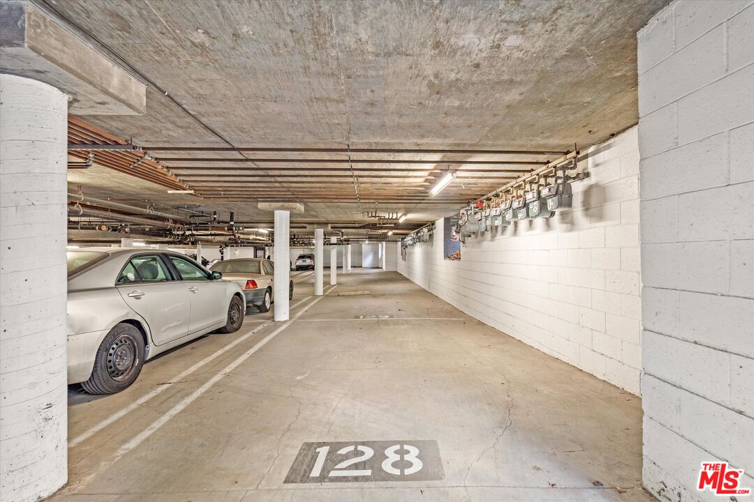 8707 Falmouth Ave Unit: 110