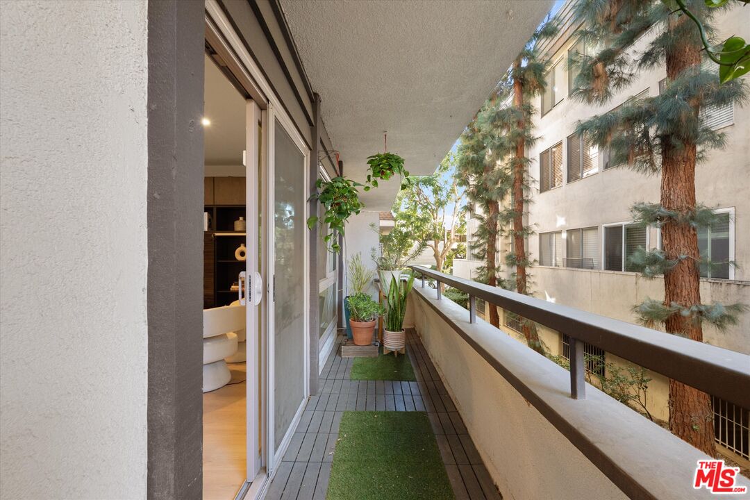 6001 Canterbury Dr Unit: 110