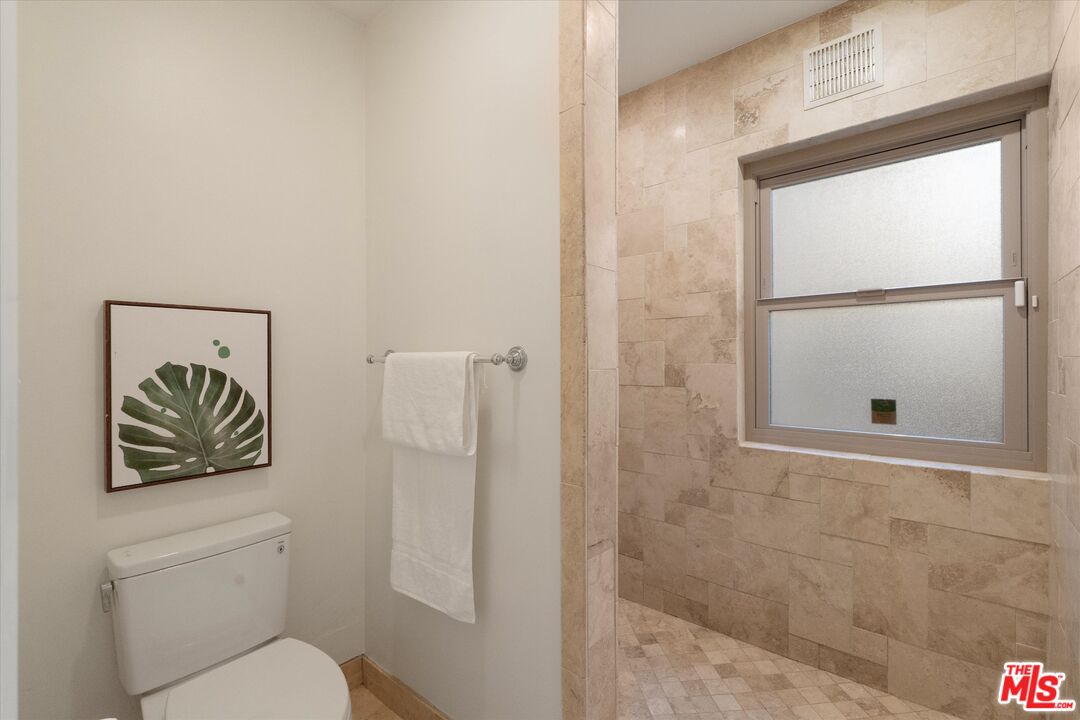 6001 Canterbury Dr Unit: 110