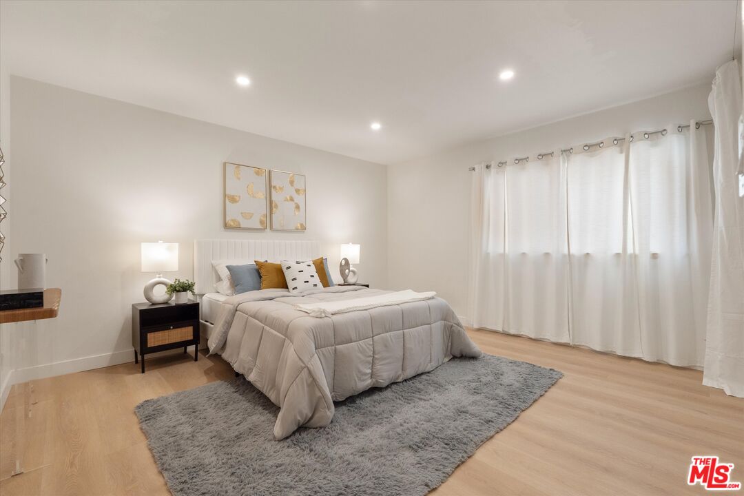 6001 Canterbury Dr Unit: 110