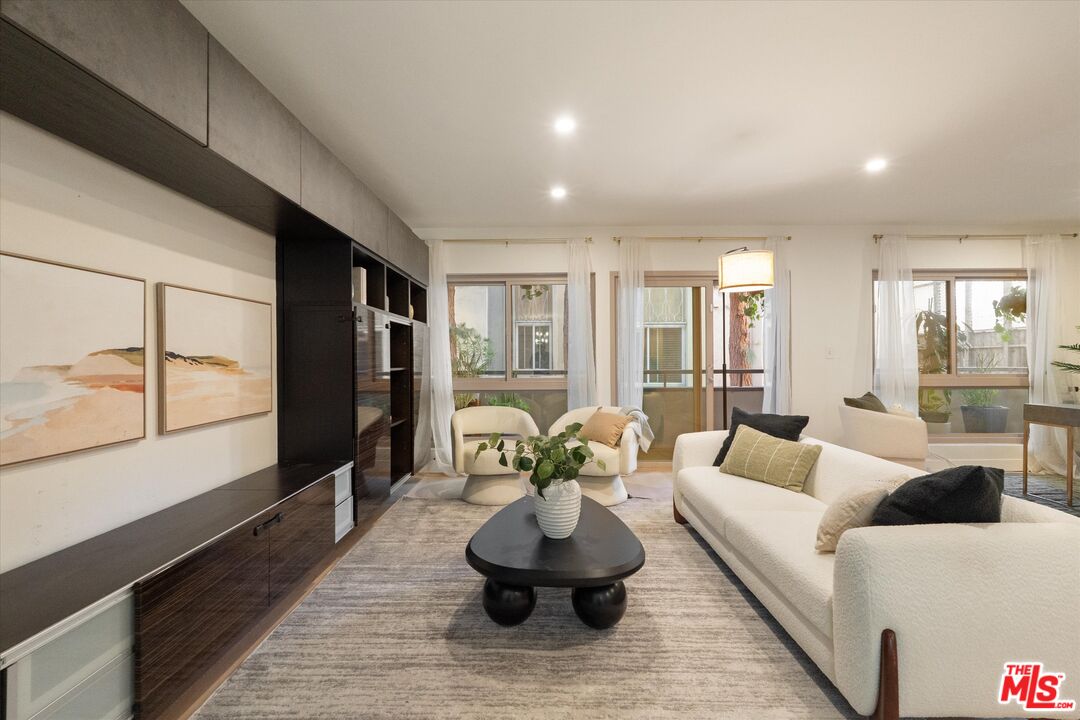 6001 Canterbury Dr Unit: 110