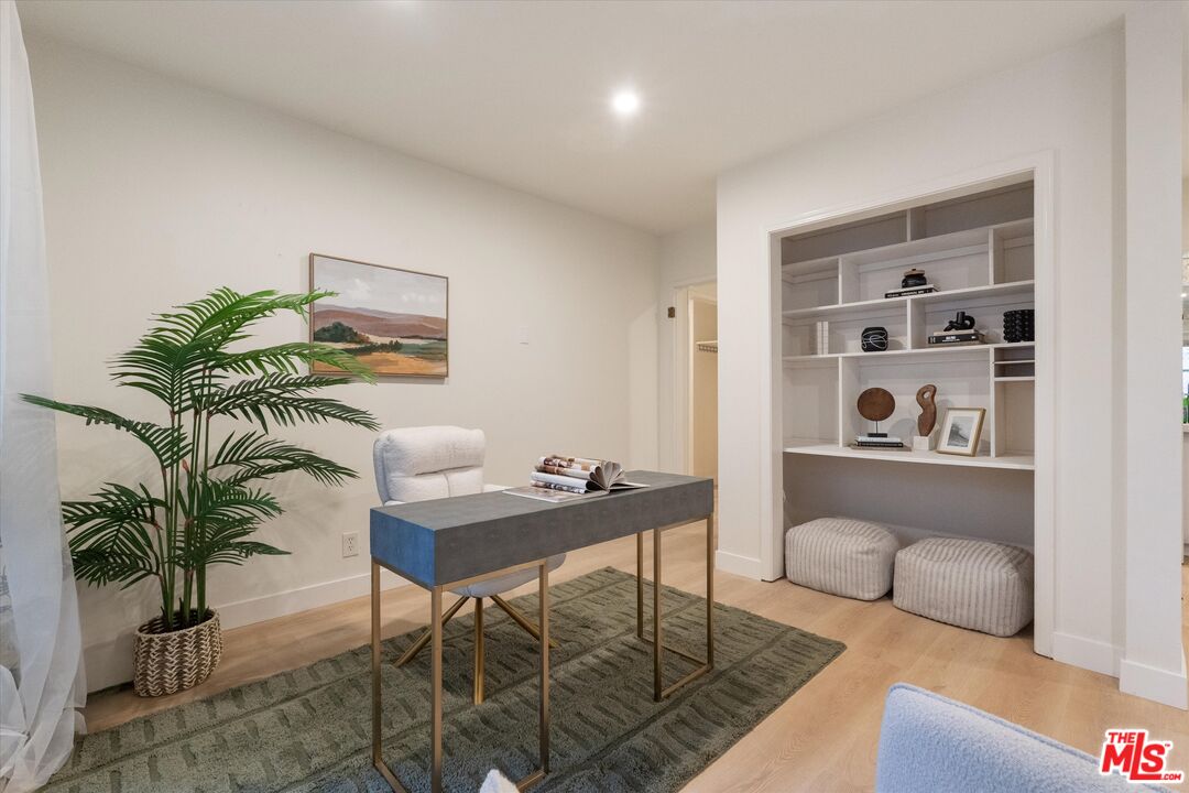 6001 Canterbury Dr Unit: 110