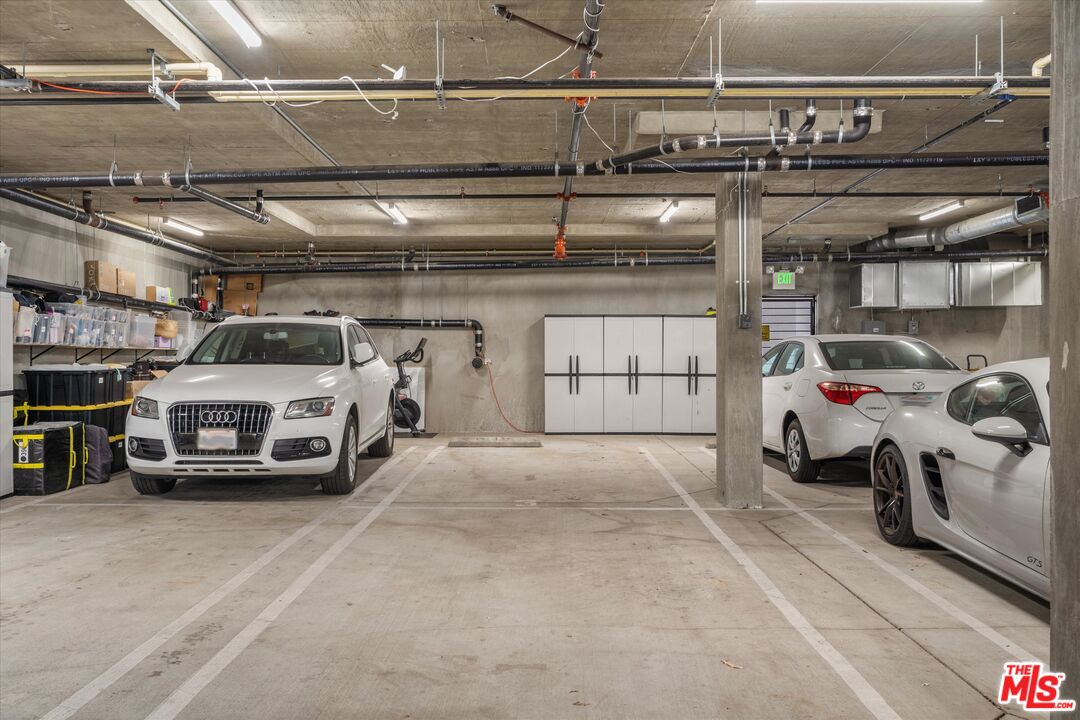 3961 Tilden Ave Unit: 3