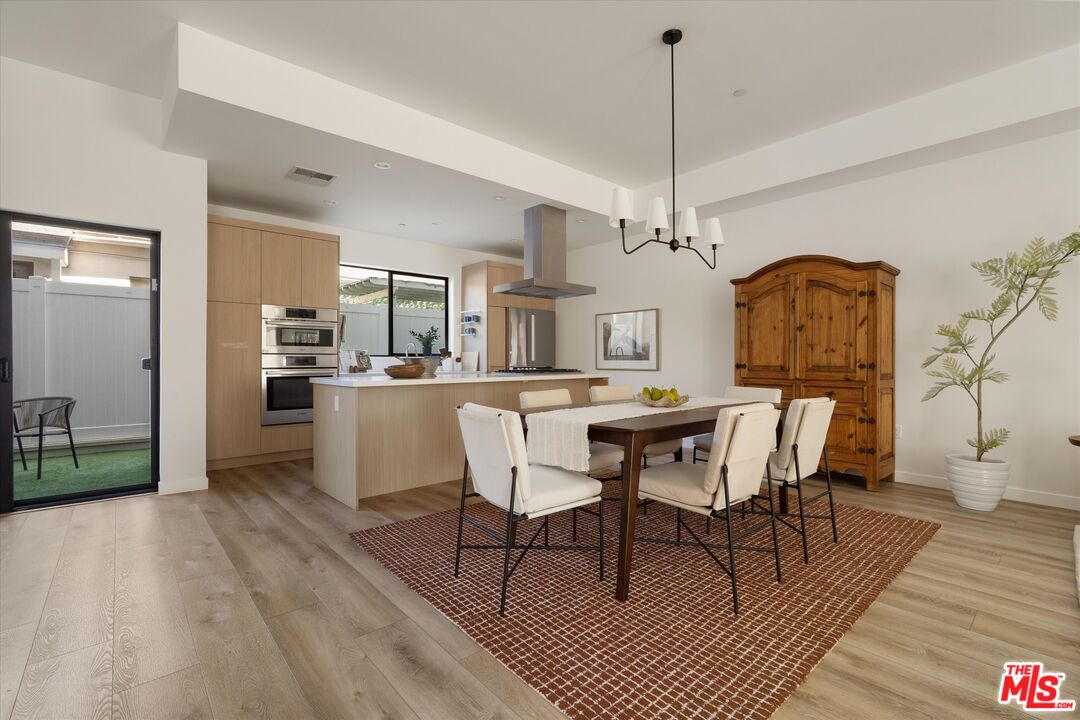 3961 Tilden Ave Unit: 3