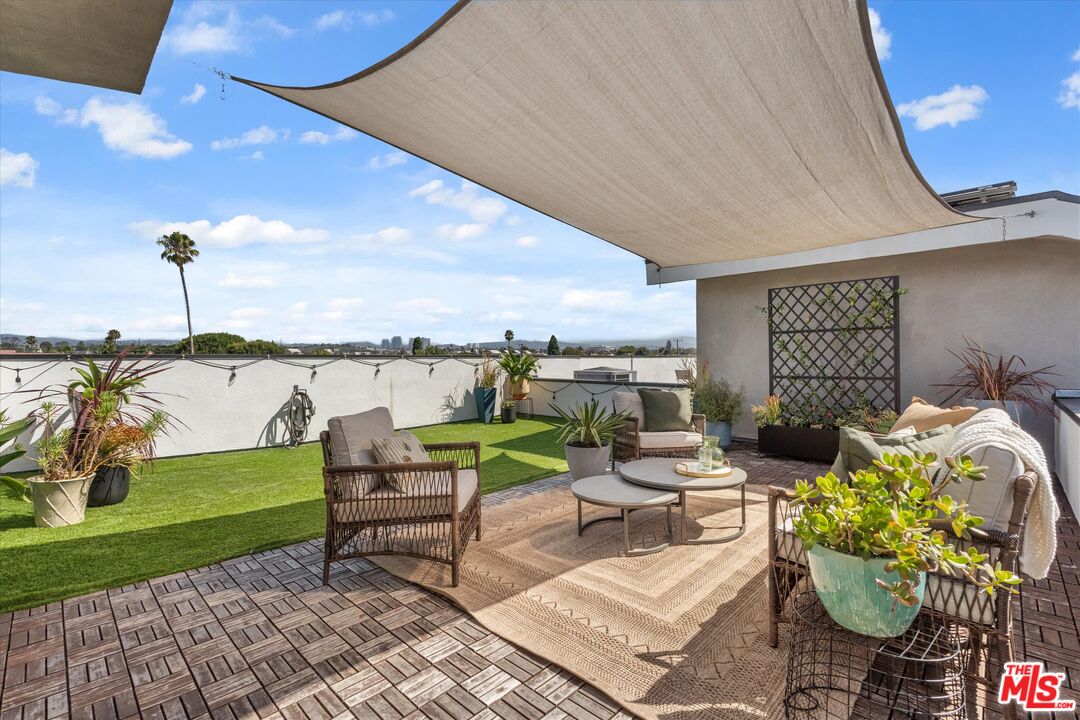 3961 Tilden Ave Unit: 3