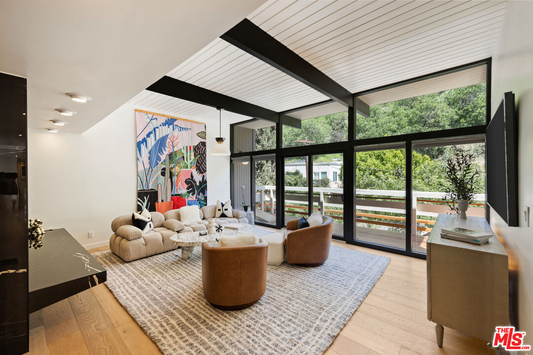3905 Pacheco Dr
