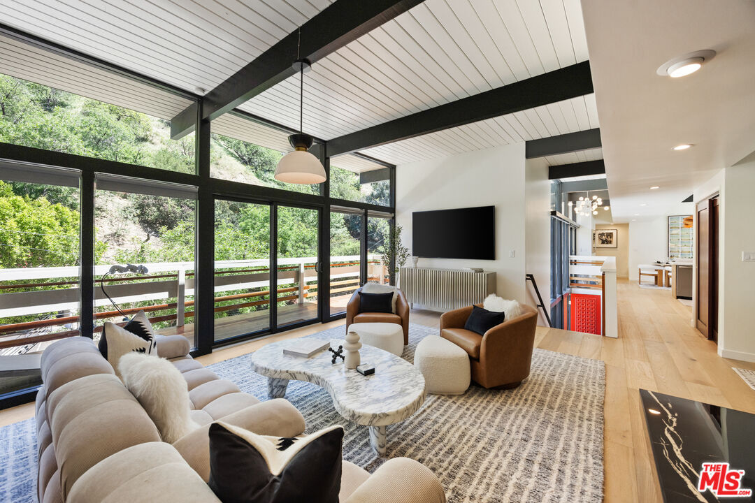 3905 Pacheco Dr