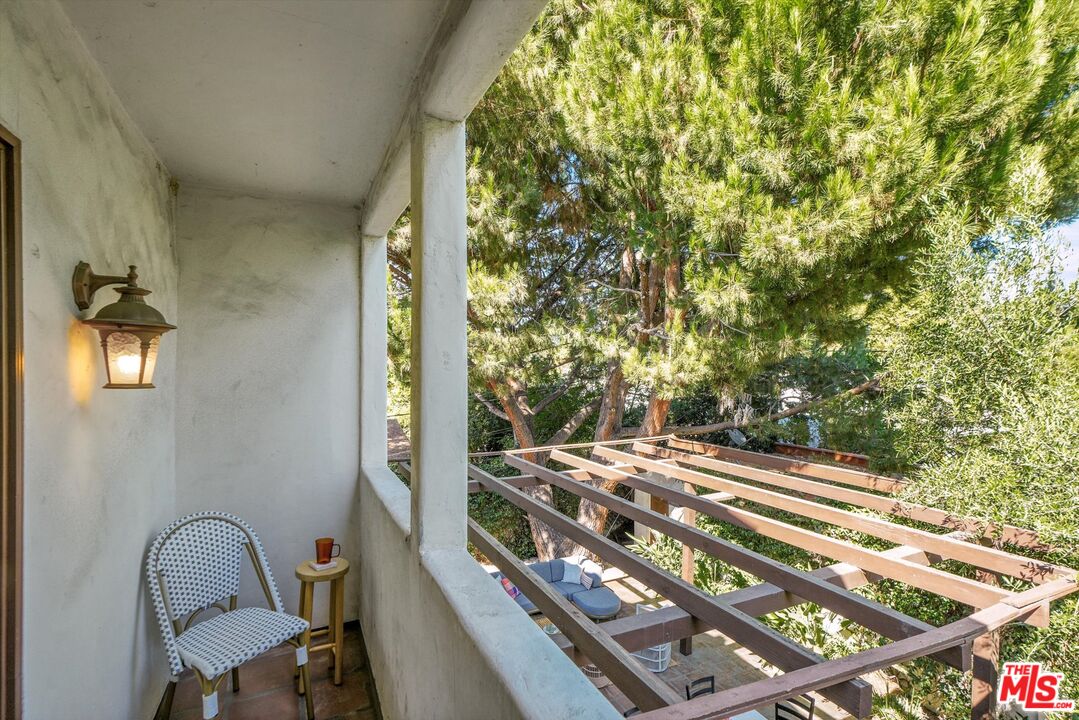 4300 Laurelgrove Ave