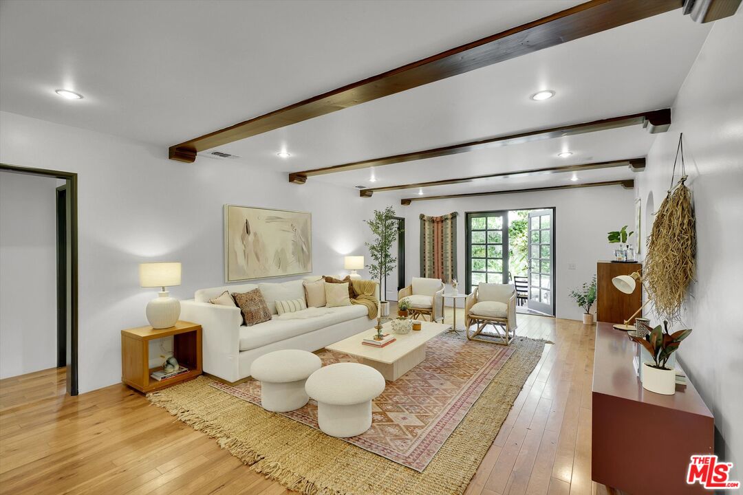 4300 Laurelgrove Ave