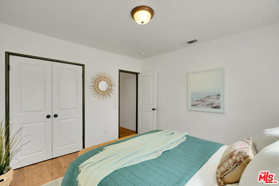 4300 Laurelgrove Ave