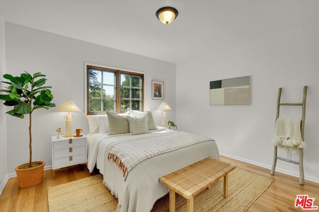 4300 Laurelgrove Ave