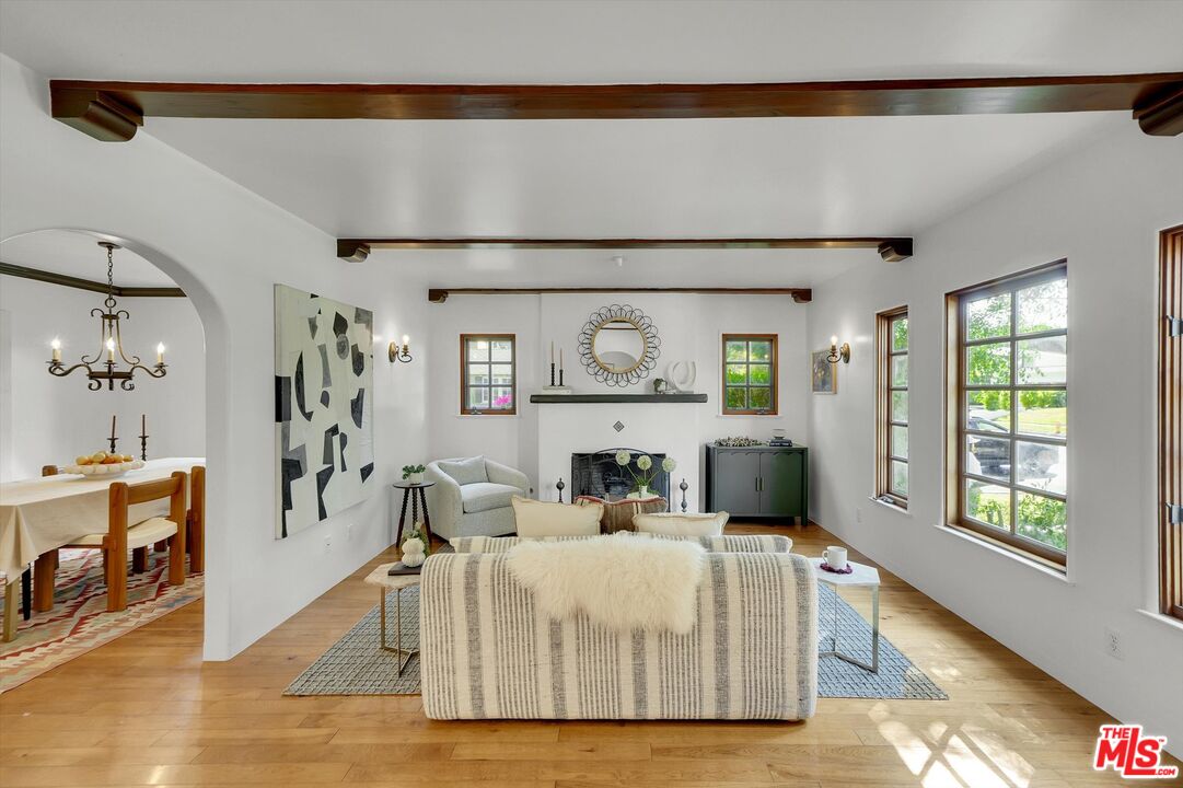 4300 Laurelgrove Ave