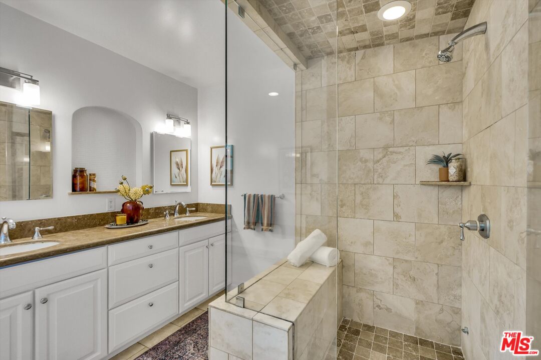 4300 Laurelgrove Ave