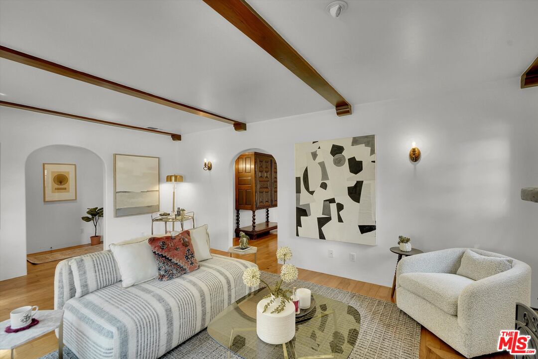 4300 Laurelgrove Ave