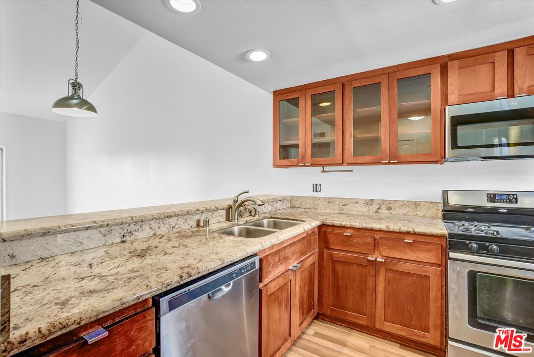 645 Chestnut Ave Unit: 316