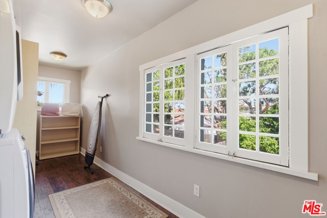 2624 Van Buren Pl