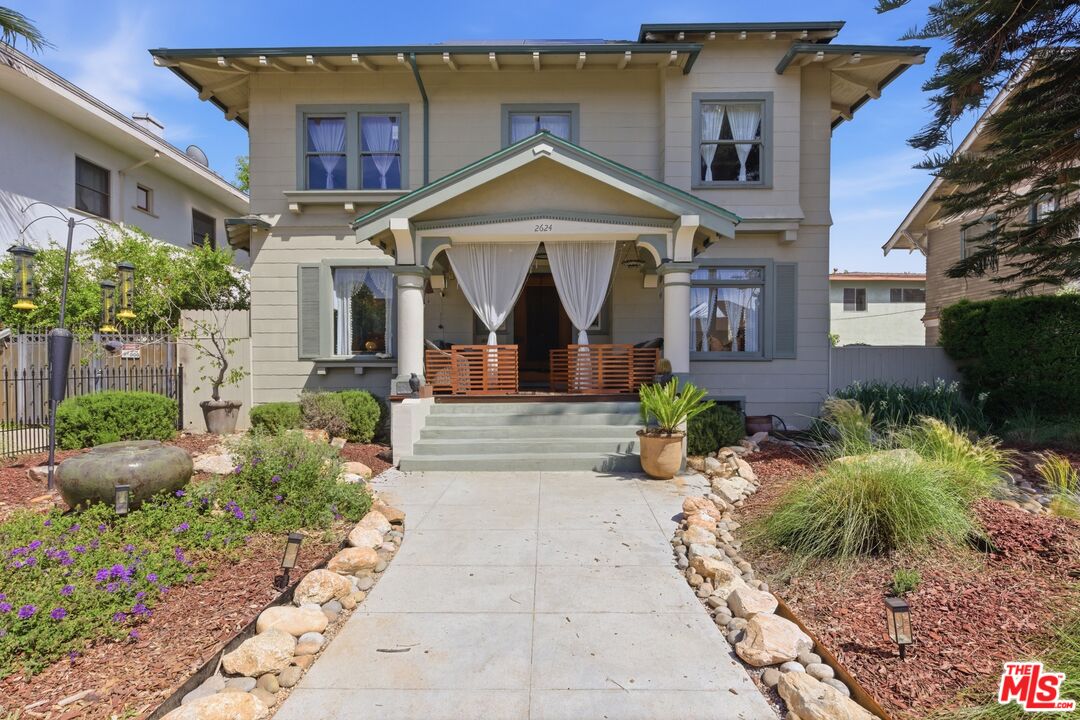 2624 Van Buren Pl