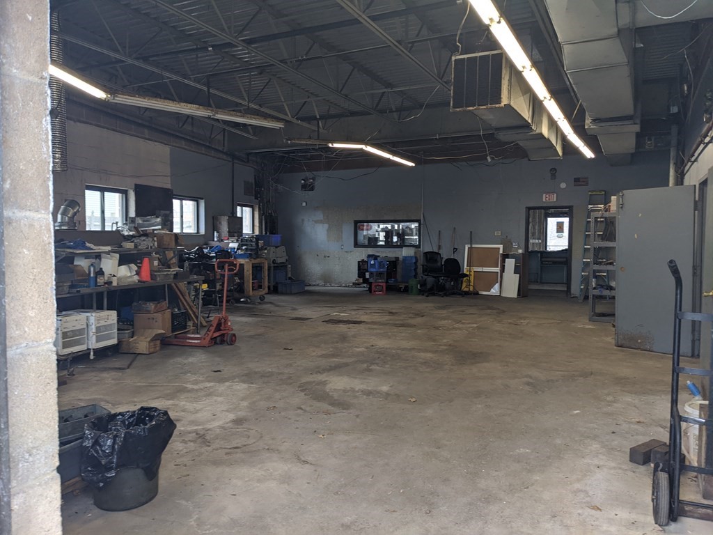 258-260 Main St