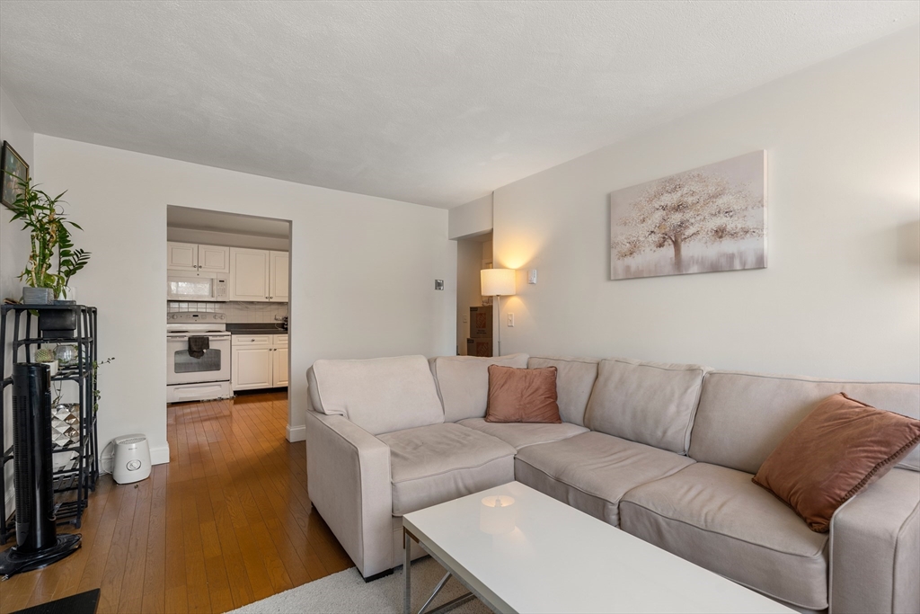 326 Broadway # 17