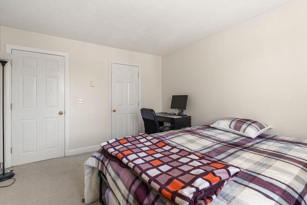 326 Broadway # 17