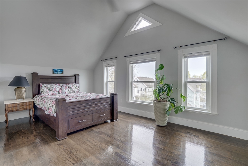 39 Rosseter St # 3
