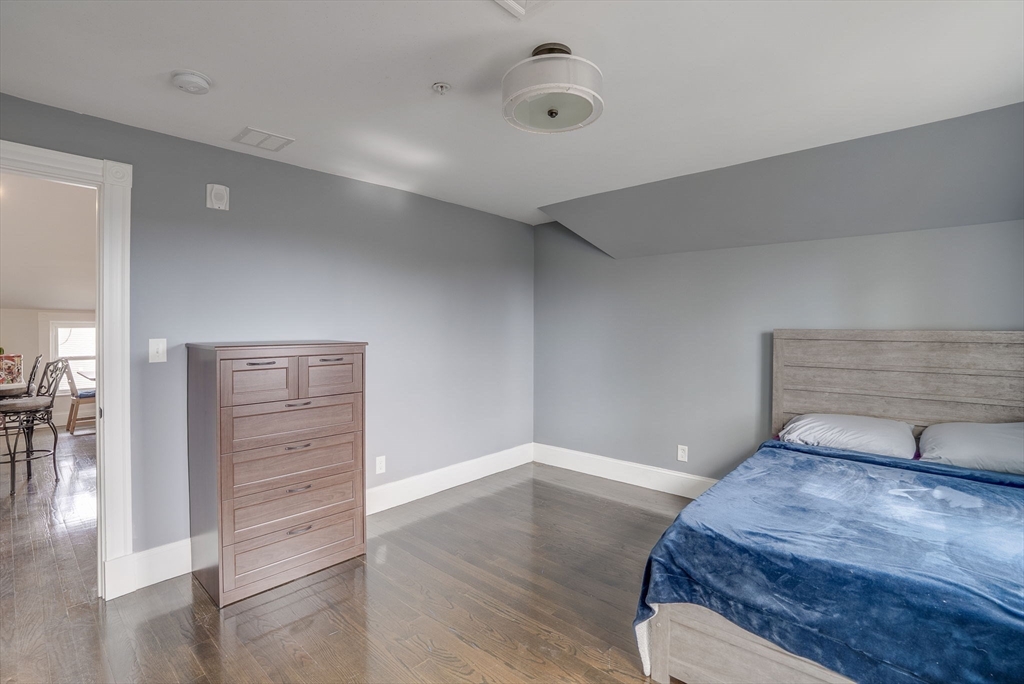39 Rosseter St # 3