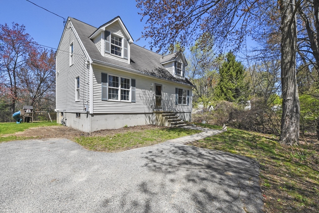 48 Francis Wyman Rd