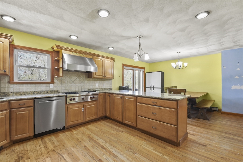 48 Francis Wyman Rd