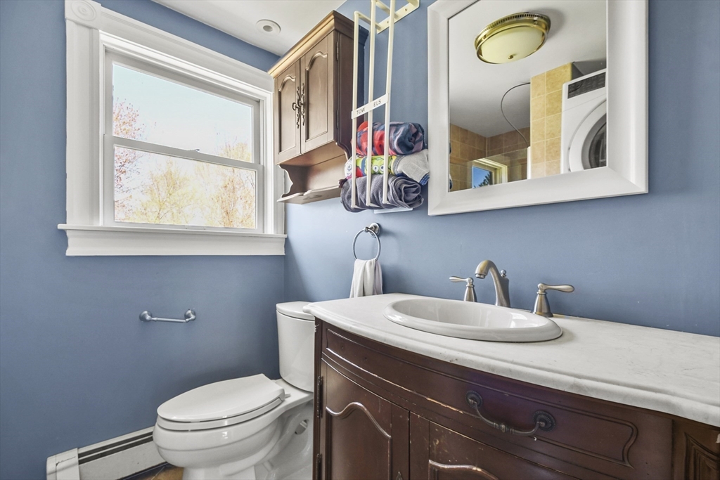 48 Francis Wyman Rd
