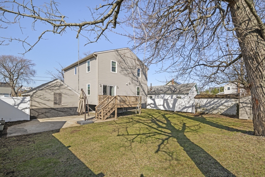 14 River Ave