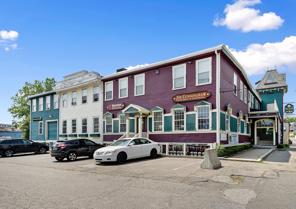 39 Pleasant St # 1A