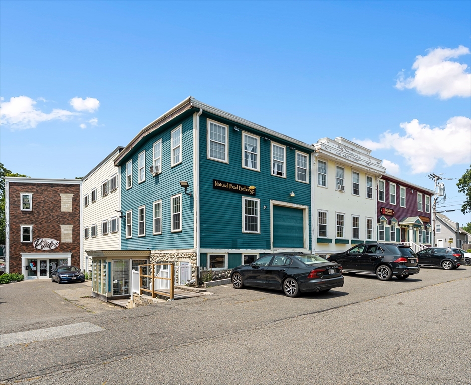 39 Pleasant St # 1A