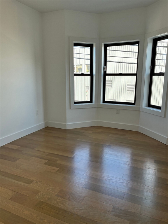 95-97 Addison St # 204