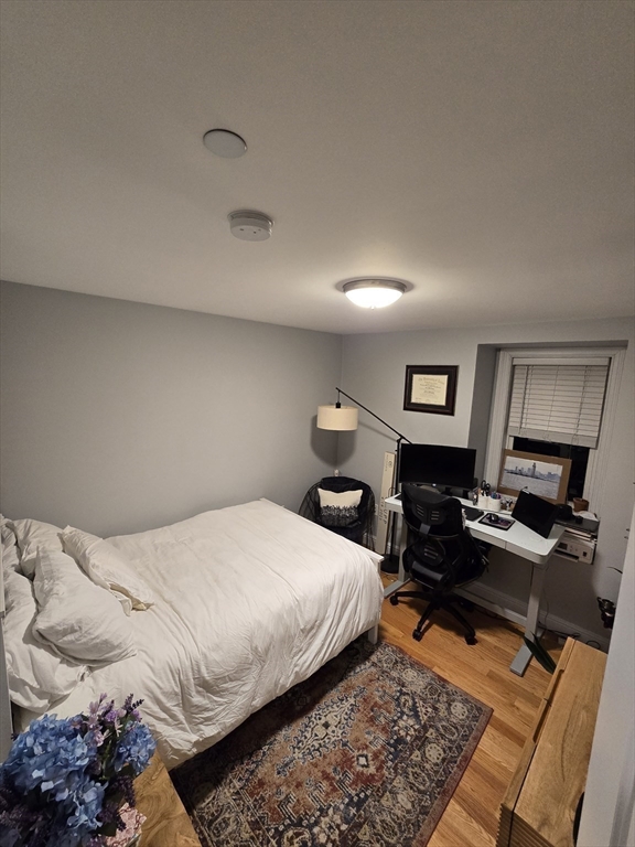 214-216 E Eagles St # 7