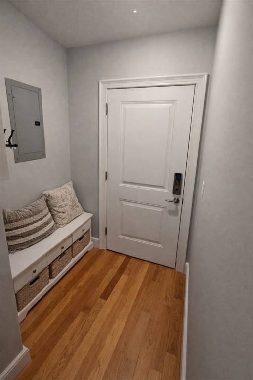 214-216 E Eagles St # 6