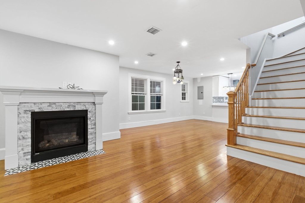 316-318 Concord Ave